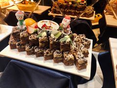 -小天鹅戴斯酒店鲸鲨百汇创作料理