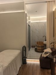-苑苑vbeauty科技美容SPA