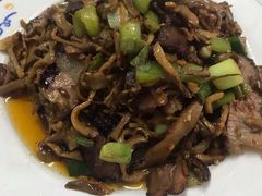烟笋腊肉钵-新新湘菜馆(新中街二条店)