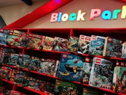 -Block Park 租乐高(天虹店)