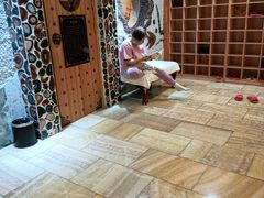 -碧中海汤泉汗蒸酒店