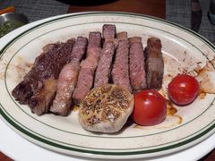 -MONICH牛排融合餐厅(和义大道购物中心店)