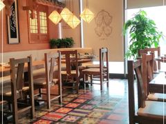 -云海肴·汽锅鸡·云南菜(天山百盛优客店)