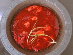 红油锅-重庆故事姊妹老火锅(财经学院店)