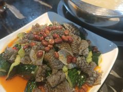 -牛一煲美食(江高店)