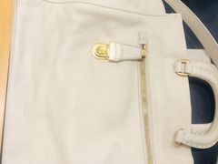 -爱革·奢品·鞋包·衣物·家居(金桥国际商业广场店)