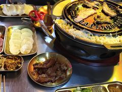 -胡悦里韩式烤肉(芝罘万达广场店)