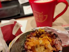 早餐咸蛋黄爆有料饭团-永和大王(宜山店)