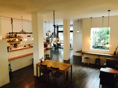 大堂-MAISON门前杂货店
