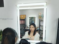 -ME觅妆·定制美妆·彩妆私教(菱角湖店)