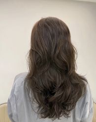 -苑苑发型设计