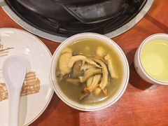 -菌之家·专业纯野生菌火锅·特色炒菌