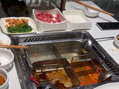 -海底捞火锅(长宁路龙之梦店)