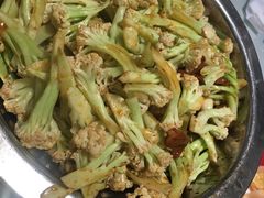 -吴记酱骨炖菜馆(西大直街店)