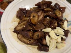 -老鼎万春卤菜(五代传承创始老店)