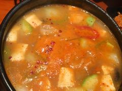 石锅大酱汤-鑫日千里马朝鲜族小馆(总店)