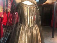 -圣霏亚礼服租赁·主持人服装租赁(上海静安总店)