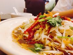 葱油豆腐皮-林之六八·6886大连老菜馆