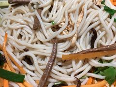 鸡丝凉米线-云海肴·汽锅鸡·云南菜(美罗城店)