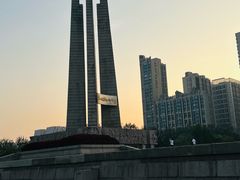 -唐山抗震纪念碑广场