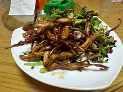 -超越海鲜屋(飞龙物业店)
