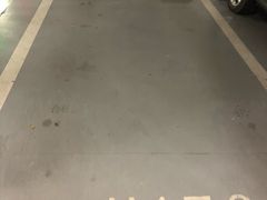 -虹桥天地-停车场