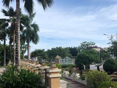 -亚龙湾亚泰商业街