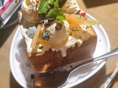 面包冰淇淋诱惑-蜀宴小调·精致家常菜(科华店)