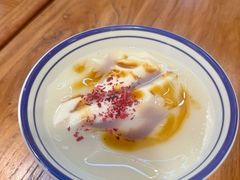 -云阿蛮云南生烫牛肉米线(奉贤路店)