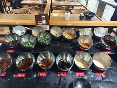 自助调料区-杨国福麻辣烫