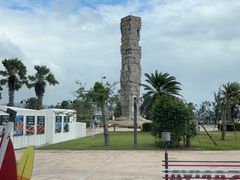 -亚龙湾中心广场