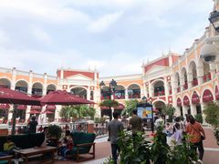 -佛罗伦萨小镇广佛名品奥特莱斯(疏港路店)