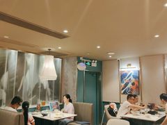 -美奈小馆·越南料理(中航城君尚购物中心店)
