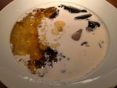 -RUXU入续糖水铺与包(卓悦中心店)