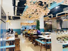 大堂-贵府酸汤牛肉火锅·贵州老字号(飞山街店)