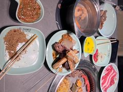 -九寸花汀海鲜烤肉自助(中东迪克店)