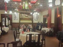 -梅龙镇酒家(南京西路总店)