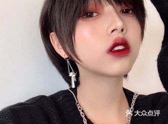 特色推荐： 1.减龄，瘦脸 2.短，中，长