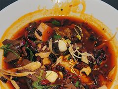 -川流不息·地道川菜·小龙虾(松东路店)