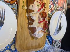 -LESCEDARS Brasserie Bistro香柏树