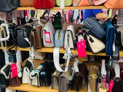 -唯品仓(东山锦轩·现代城店)