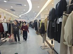 -广州壹马服装广场