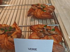 -VERIE BAKEHOUSE