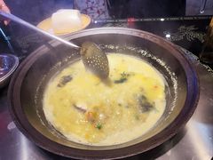 -陈大锅·岳阳鱼馆·地道岳阳菜(美食街店)