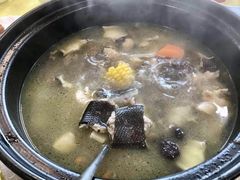 过山峰水鱼鸡煲-荔城生鲜盛宴(番禺旗舰店)