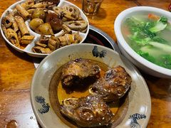 -老鼎万春卤菜(五代传承创始老店)