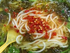 -全家福米线