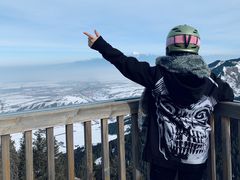 -丝绸之路山地度假区滑雪场