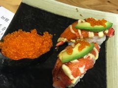 飞鱼籽寿司-和风食堂·日料·无界小火锅