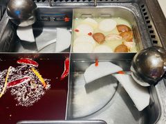 -海底捞火锅(关山保利店)